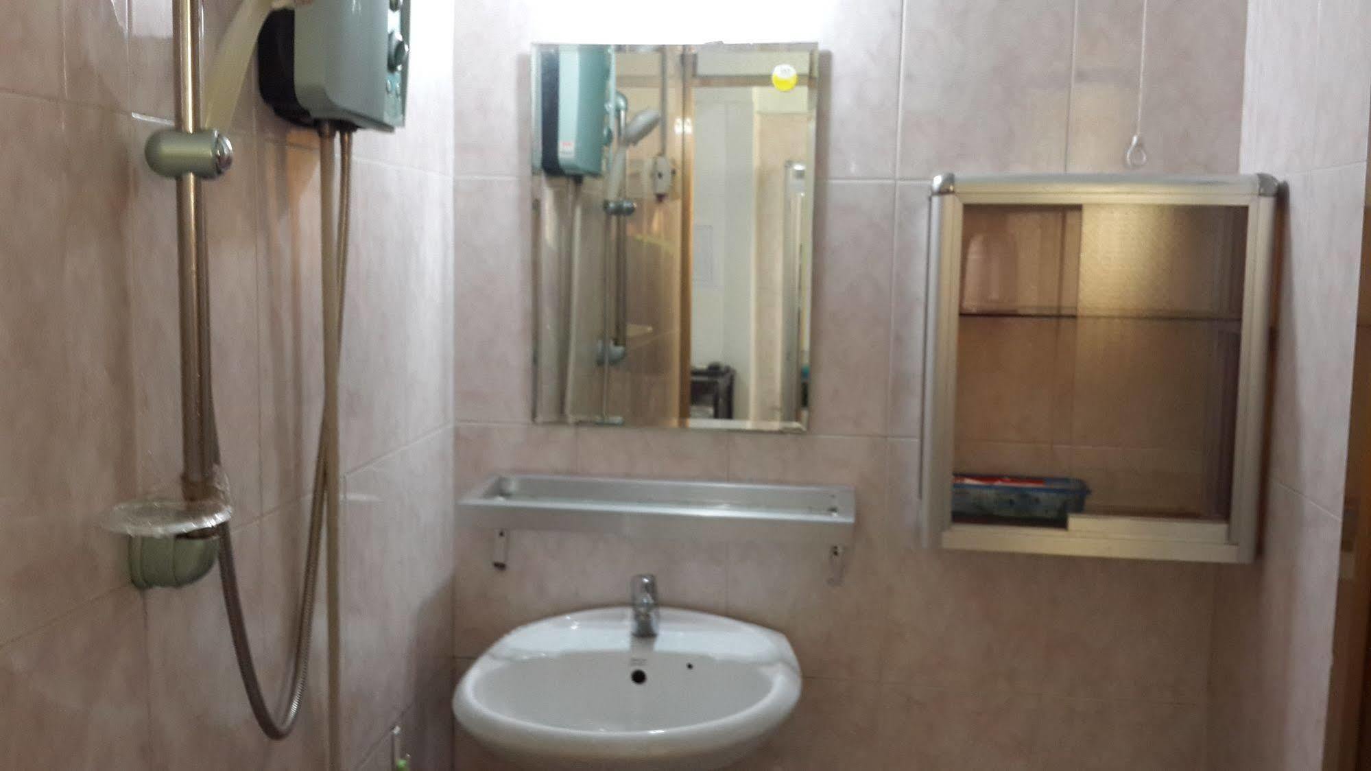 Hai Hien Guesthouse Фу Куок Екстериор снимка